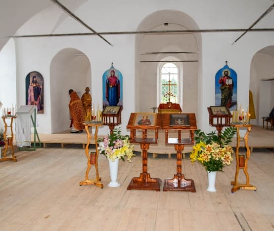 Первая служба